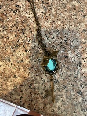 Vintage-Style Teal Crystal Key Pendant Necklace with Bow - Women Jewelry